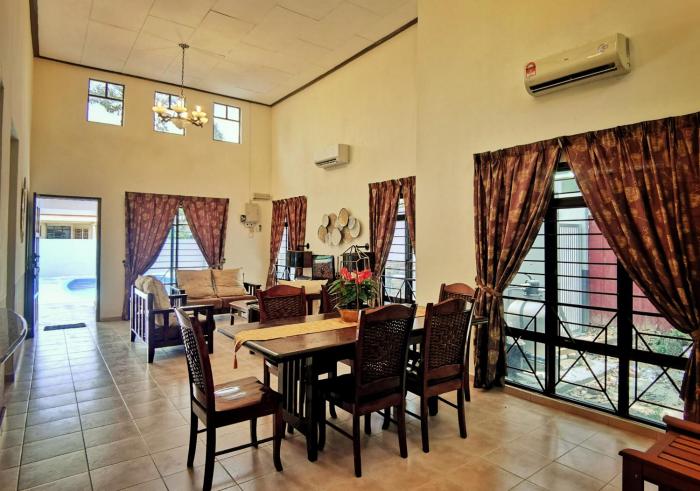 yussy homestay at afamosa villa