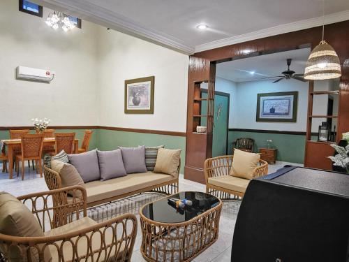 yussy homestay at afamosa villa