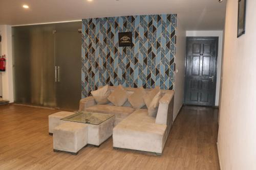 tipsyy inn 003