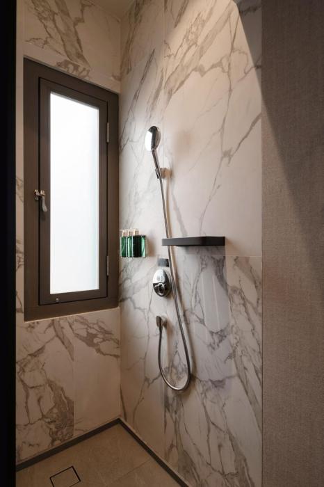 claude hotel
