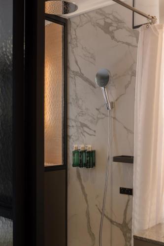 claude hotel