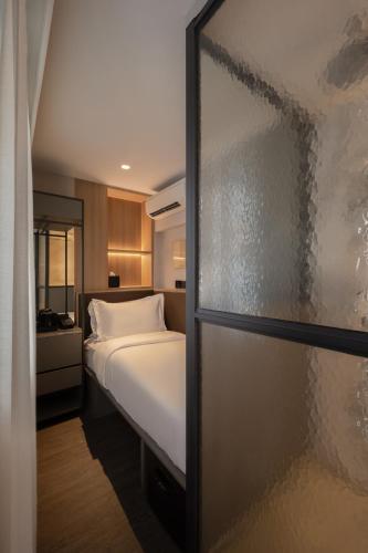 claude hotel