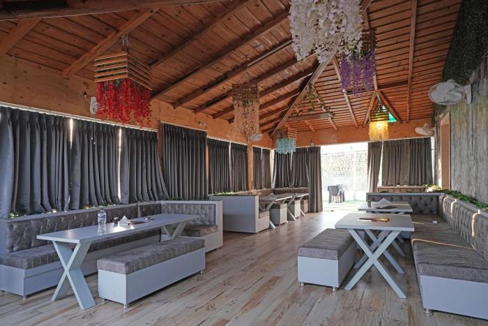 hotel o aditya residency uk04