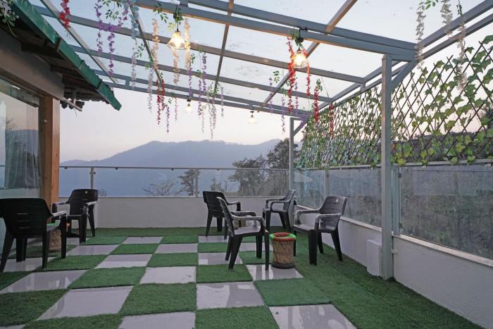 hotel o aditya residency uk04
