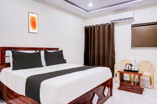 Oyo Hotel Royal Inn,,4 star