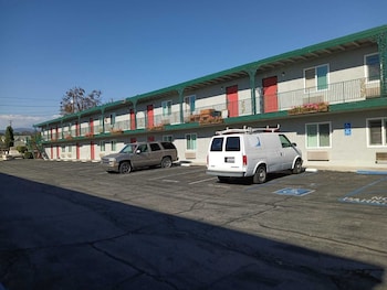 Pomona Inn,,2 star