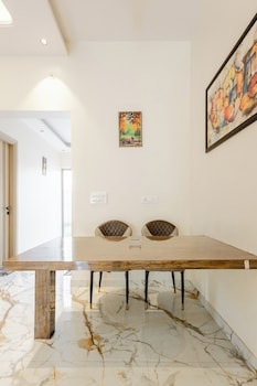 lime tree bnb pari chowk