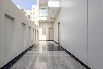 lime tree bnb pari chowk