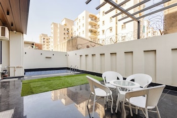 lime tree bnb pari chowk