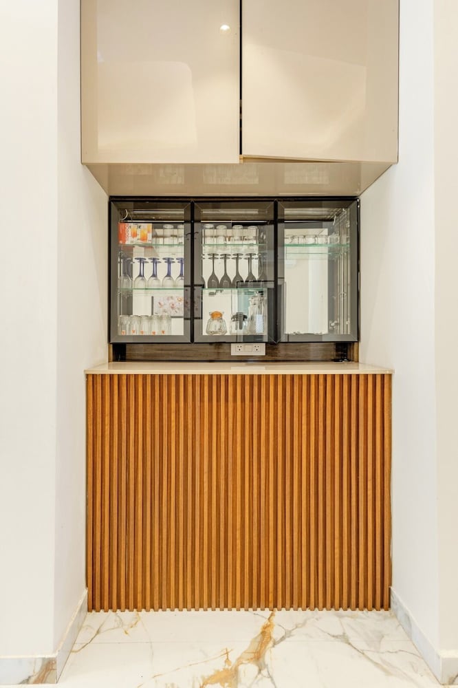 lime tree bnb pari chowk