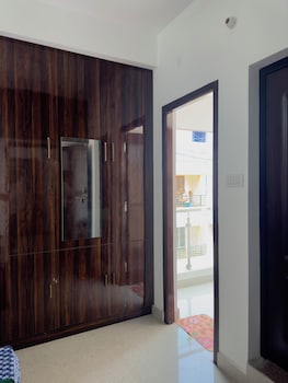sishya service apartment chennai omr