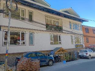 kings palace gangtok mountain view