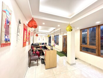 kings palace gangtok mountain view