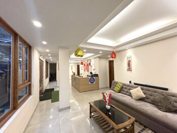 kings palace gangtok mountain view