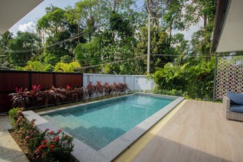 Zensiri Koh Chang,,4 star