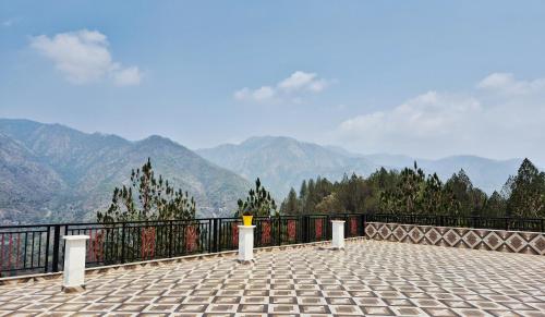 Lansdowne Vacation Homes,,3 star