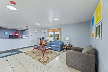 Days Inn By Wyndham Mckinney,Mckinney>>Dallas,2 star