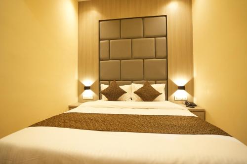 Hotel Boston,,2 star