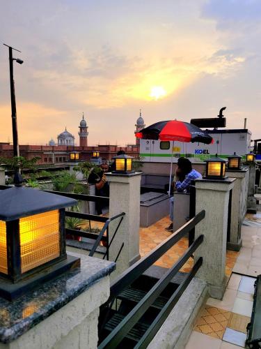 hotel urban galaxy near golden temple