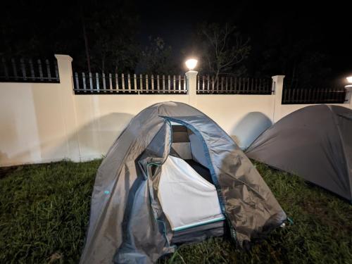 Royalty Global,,4 star