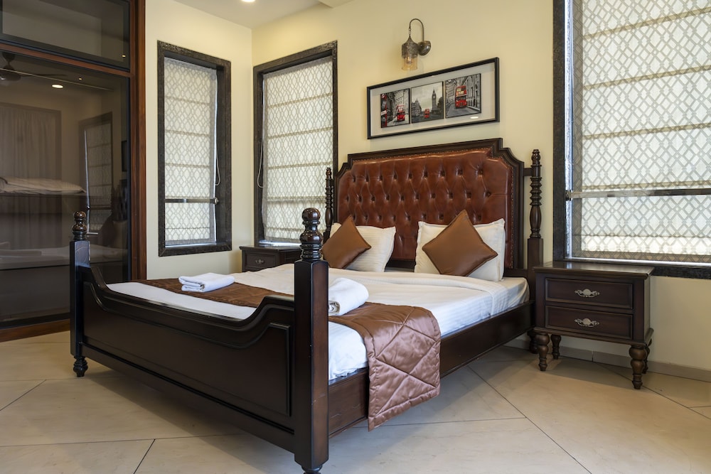 vesperia luxury villas lonavala