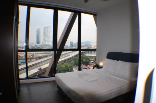 scarletz service suite klcc
