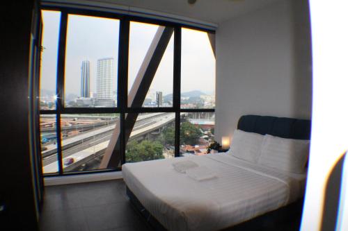 scarletz service suite klcc