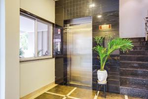 Hotel Johar Inn,,3 star