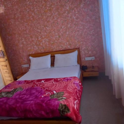 Vamoose Thakurji Palace,,3 star
