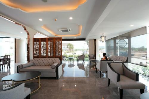 aura hotel hatyai
