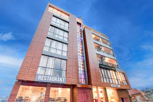 super townhouse oak bulbuli neer