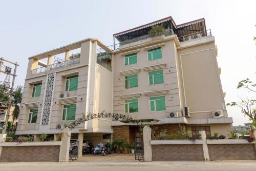 Hotel Parnil Residency,,3 star