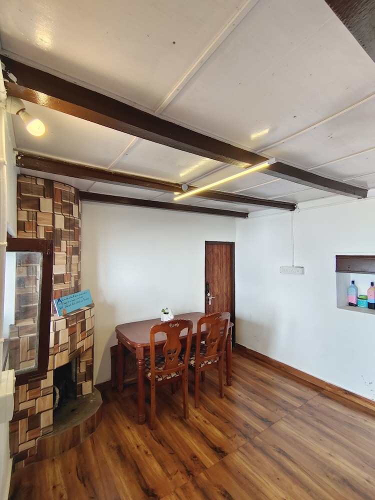 mount olympus lounge