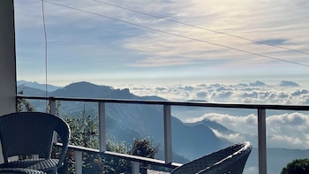 mount olympus lounge