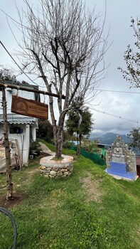 mount olympus lounge