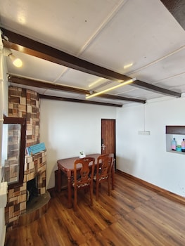 mount olympus lounge