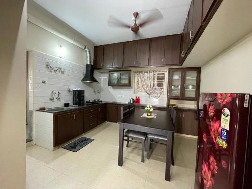 ssn home stays in tirupati near alipiri