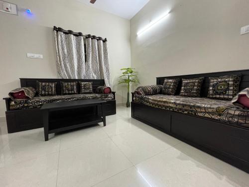 ssn home stays in tirupati near alipiri