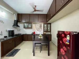 ssn home stays in tirupati near alipiri