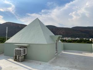 ssn home stays in tirupati near alipiri