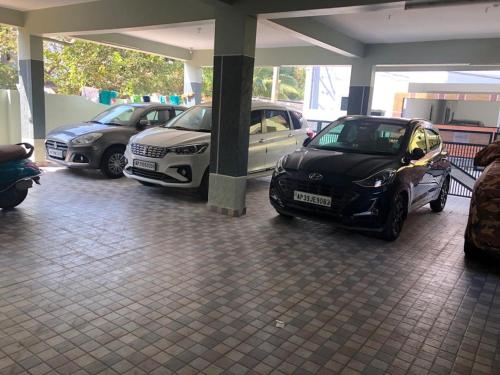 ssn home stays in tirupati near alipiri