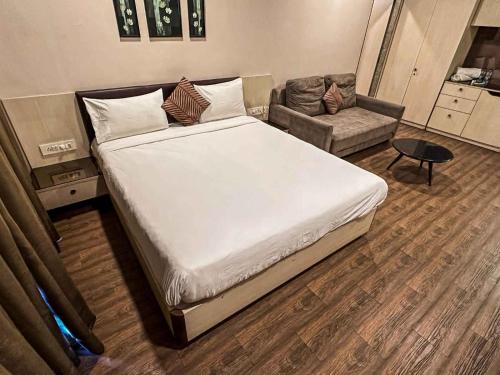 ambition studio apartment at weekend address