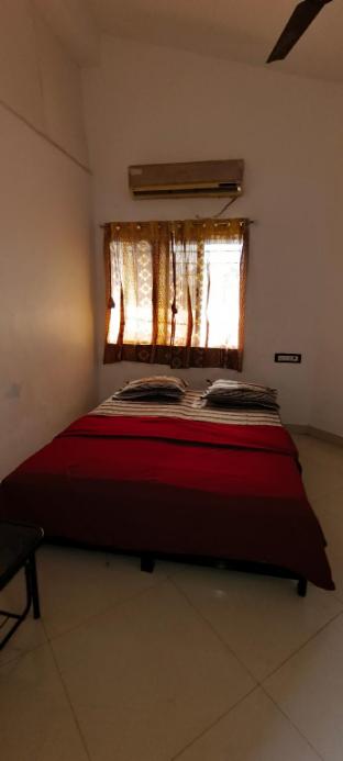 Sun And Sea Lodge, Ganpatipule.,,1 star