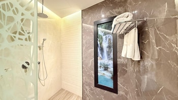 le reve hotel