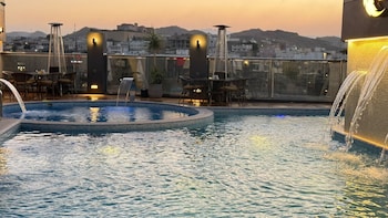 le reve hotel