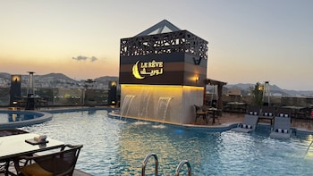 le reve hotel