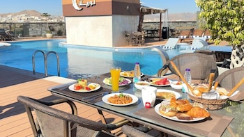 le reve hotel