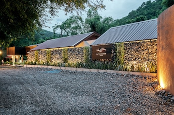 Baan Rai Santisuk,,3 star