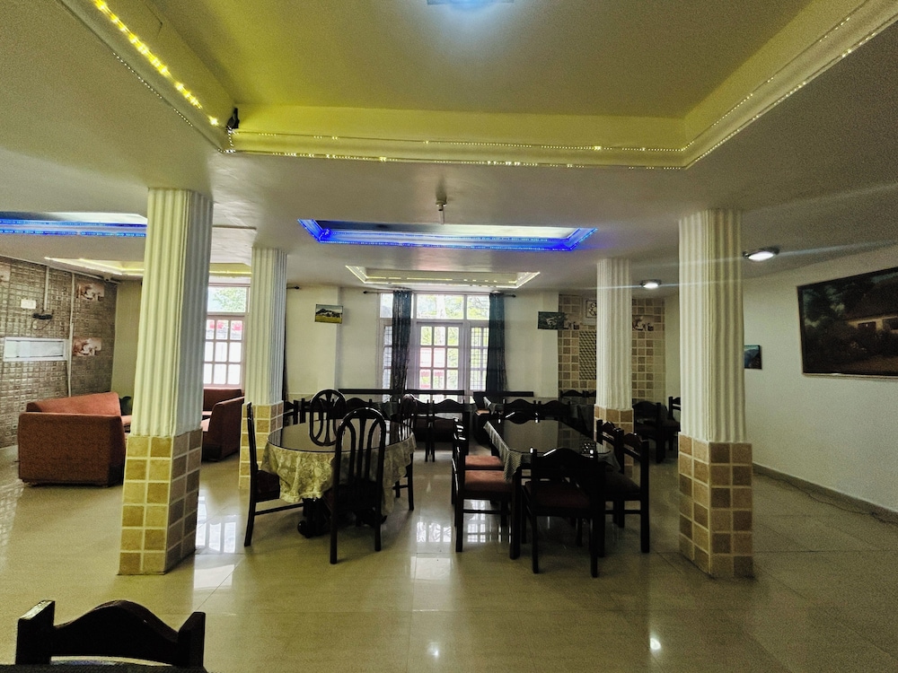 hotel eagle nest central heated