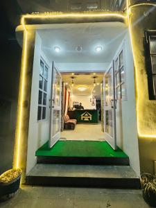 hotel eagle nest central heated